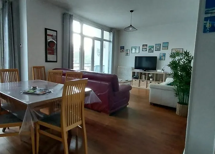 Maison De Ville Plein Centre, 3 Etoiles, A 200M De La Plage, Parking Prive, Wifi