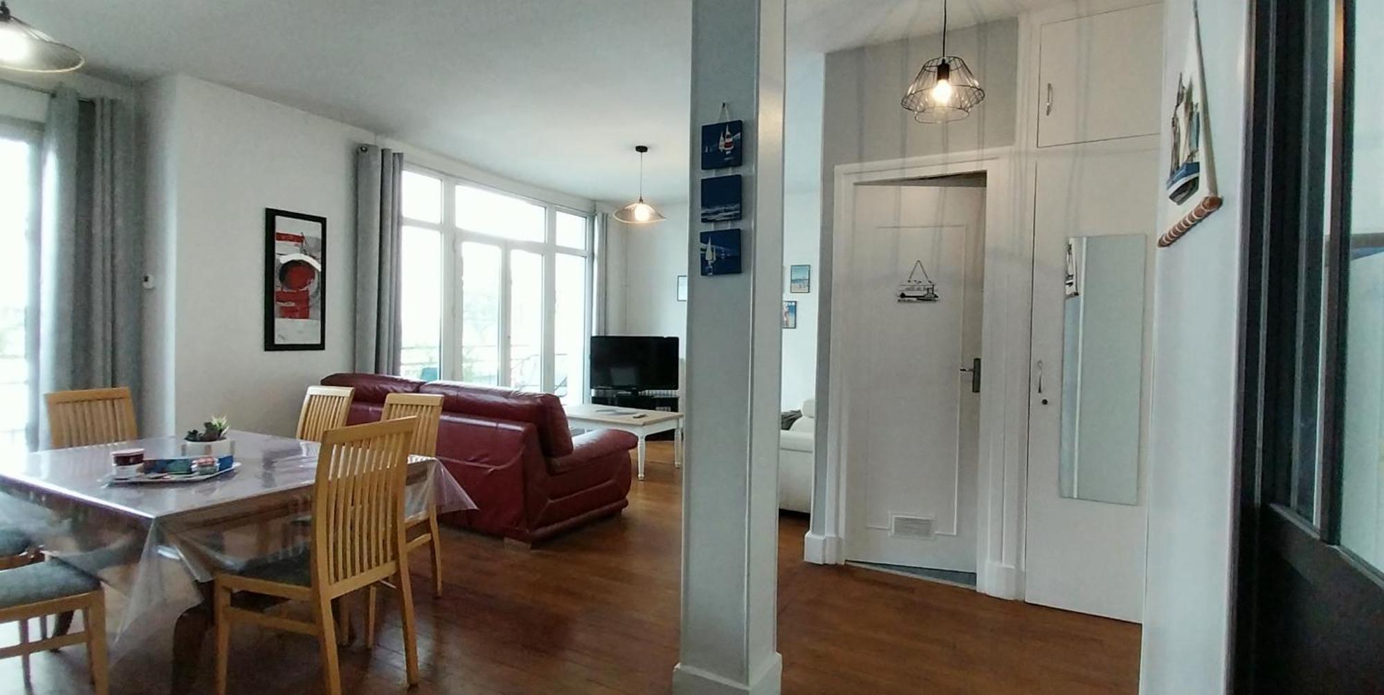 Maison De Plein Centre, 3 Etoiles, A 200m De La Plage, Parking Prive, Wifi *